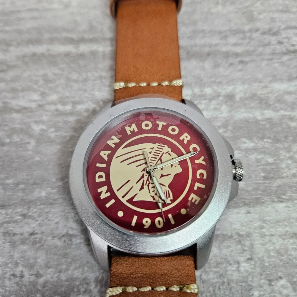 Indian Motorcycle Men's Watch Silver Tone Case Brown Leather Strap new - Picture 3 of 6